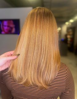 ๐๐๐ซ๐ฆ ๐๐จ๐ฉ๐ฉ๐๐ซ ๐๐ฅ๐จ๐ง๐๐๐๐งก๐ธ
#colormebykevinmurphy#lowlightsandhighlights#blowdry#copperhair#autumnvibes